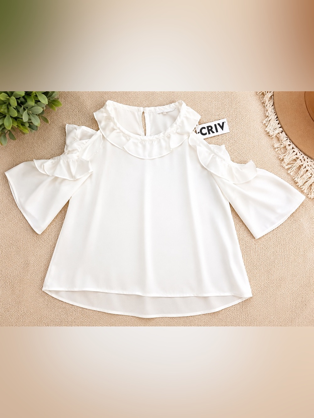 Jealous Tomato White Cold Shoulder Ruffle Blouse | Buckle | Women’s Medium